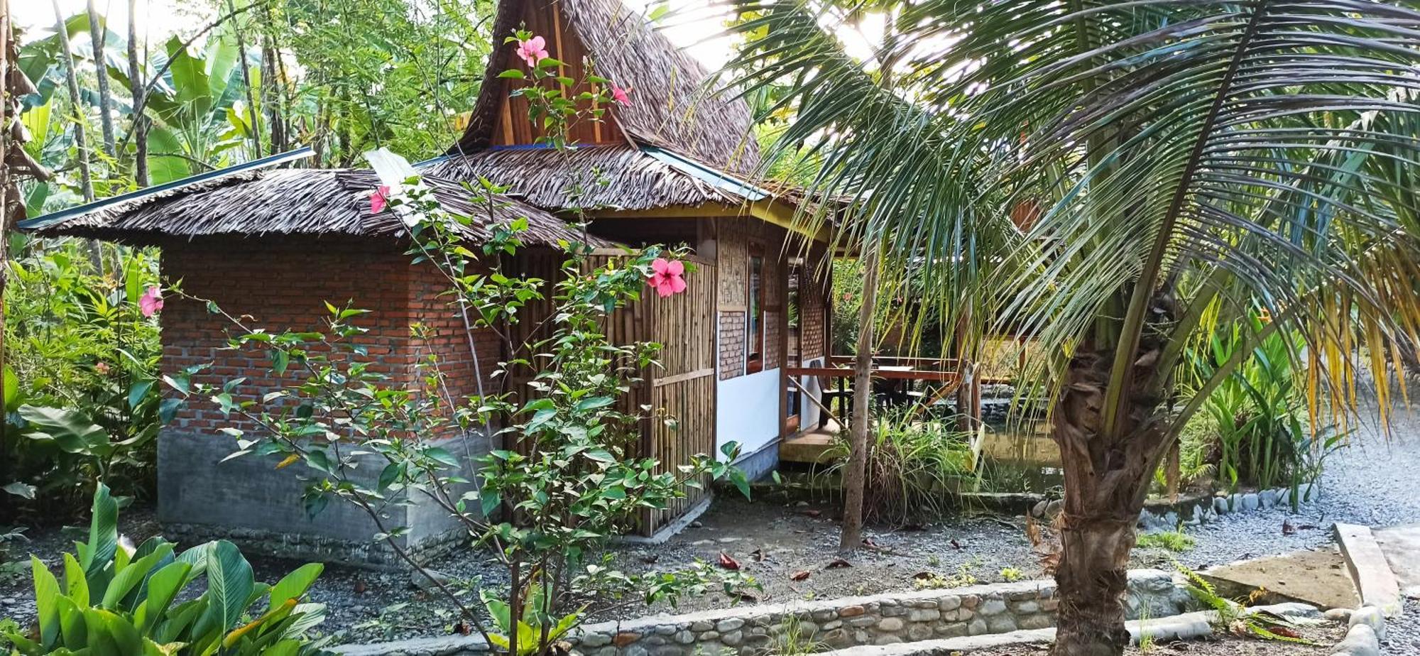 Magpie resto dan homestay Bukit Lawang Habitación foto